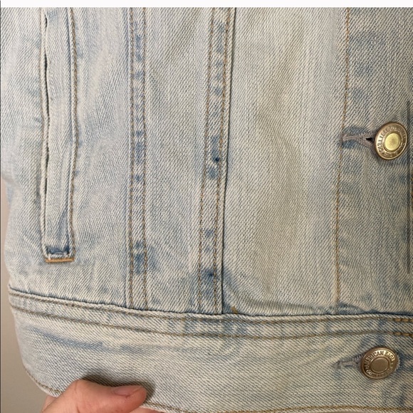 AMERICAN EAGLE Light Wash Denim Jean Jacket XS - Picture 4 of 8